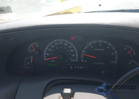 2002 Ford F-150 Lariat/Xlt из США, поврежденный, VIN 1FTRW08L32KE27250